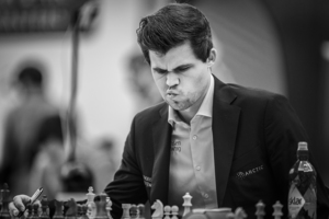 E no final da partida, os deuses colocaram Carlsen!